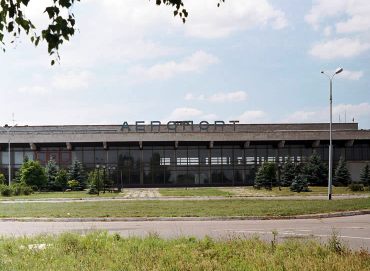 Левин отказался от участия в ООО «Аэропорт «Херсон»