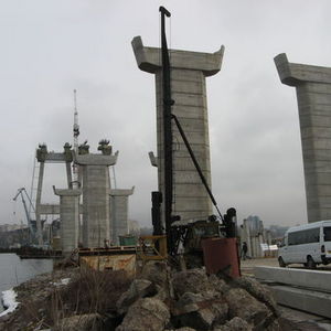 Запорожский губернатор запретил везти херсонский песок для запорожских мостов