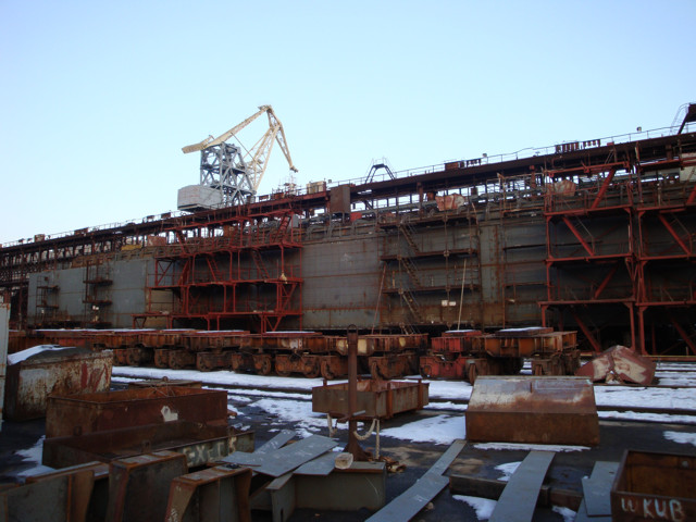 ХСЗ продолжает постройку танкеров смешанного река-море плавания проекта RST27
