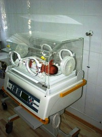 В Новой Каховке решили купить инкубатор для новорожденных и без Госказначейства
