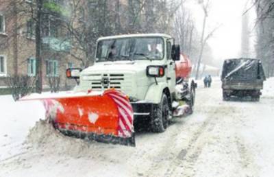 Херсонские коммунальщики начали борьбу со снегом