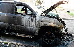 В Херсоне подожгли авто за миллион