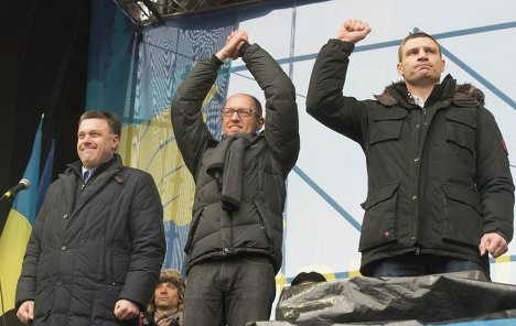 Лидеры оппозиции со сцены Евромайдана оценили договоренности Януковича и Путина