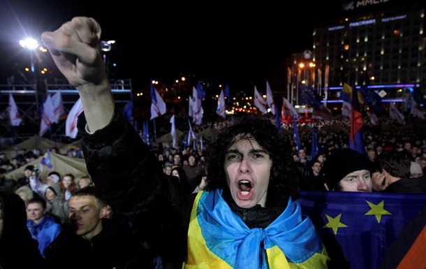 Чтобы стать "человеком с Майдана", не обязательно  мерзнуть, или Под другим углом зрения
