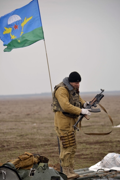 Николаевские десантники укрепляются на Чонгаре. Фоторепортаж