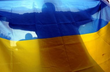 Около 80% граждан Украины поддерживают унитарность с децентрализацией власти