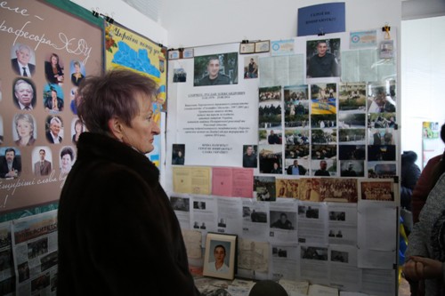 На здании ХГУ открыли мемориальную доску погибшему в АТО комбату Сторчеусу