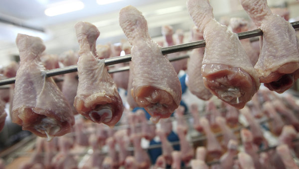 Оккупанты Крыма решили ограничить поставки курятины с материковой Украины