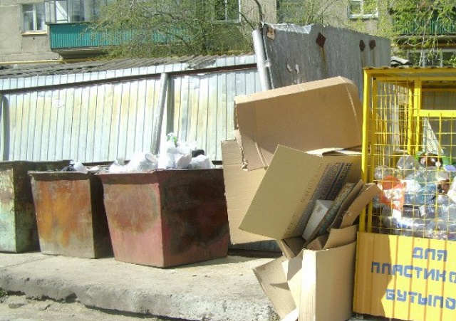 В Херсоне некоторые ОСМД успешно решают проблемы с сортировкой мусора