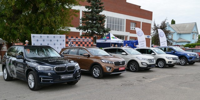 Автомобильный холдинг "Центр Херсон" поздравил жителей с Днем города Цюрупинска