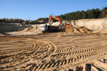 Херсонский облсовет отдает месторождение песка фирме, через которую Бердянский порт получил убытков на 3 миллиона