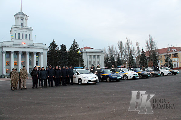 7 полицейских экипажей будут ежедневно патрулировать Новую Каховку и Таврийск