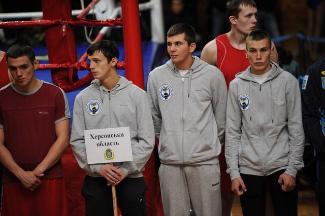 Херсонская сборная привезла серебро и бронзу с Чемпионата Украины по боксу
