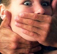 "Жертва группового изнасилования" на Херсонщине оказалась девственницей