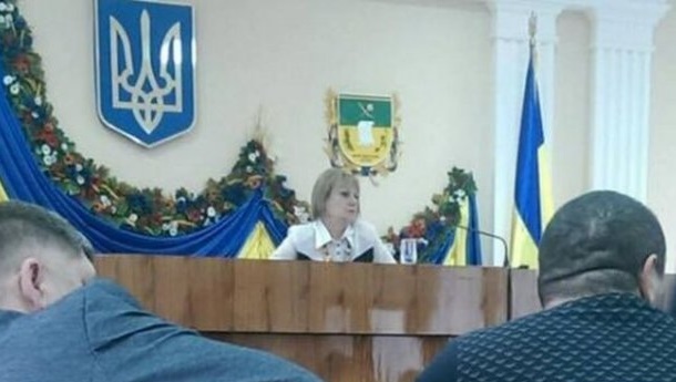Самозванная "председатель" Цюрупинского райсовета зовет депутатов на "сессию"