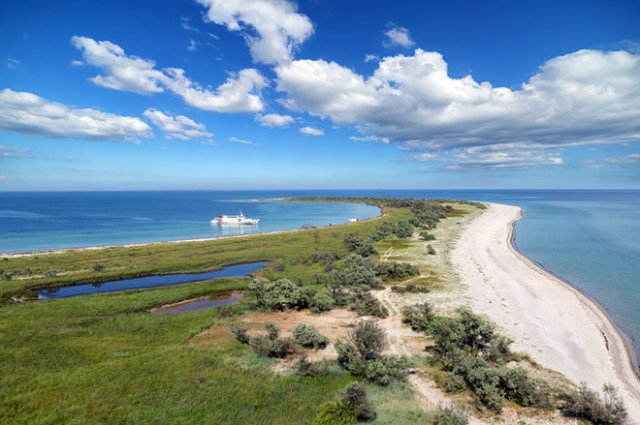 Два херсонских острова названы самыми красивыми в Украине