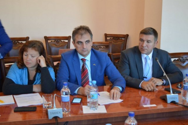 Работодатели Украины решили обсудить с чиновниками порядок проверок бизнеса