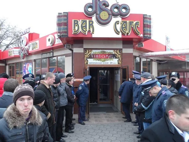 Неужели в Херсоне станет одним самостроем меньше?