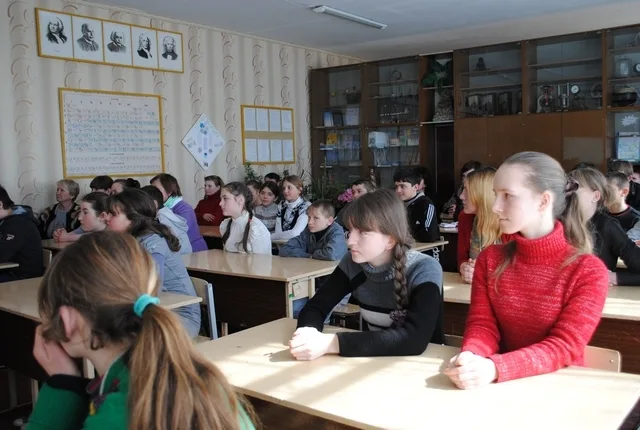 Детям из приграничных с Крымом районов Херонщины объясняют, как себя вести при обнаружении опасных предметов