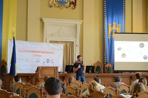 Двое херсонцев в составе тренеров Google Украина обучали львовских бизнесменов и госслужащих