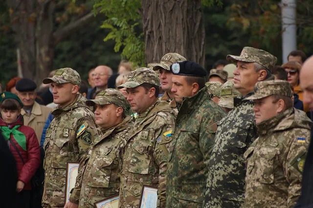 Никто и ничто не должно раскалывать Украину изнутри, – Спиваковский