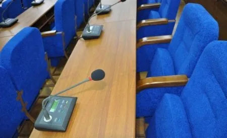 Херсон должен знать своих героев: против повестки дня сессии голосовали “Солидарность”, “Батькивщина” и УКРОП