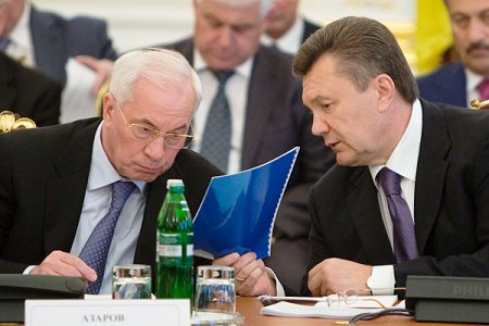 Народные депутаты просят Януковича и Азарова защитить ХМЗ от Херсонской облгосадминистрации и областной прокуратуры