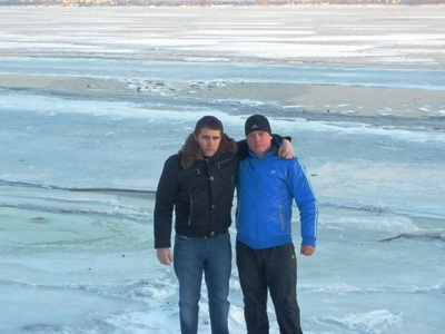 В Бериславе 17-летний парень спас друга, провалившегося под лед на Каховском водохранилище