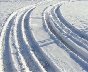 В Чаплынском районе из снежного заноса достали автобус с пассажирами