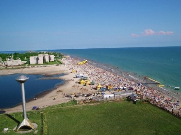 В Лазурном, из-за бездеятельности поссовета, людей не подключают к электроснабжению