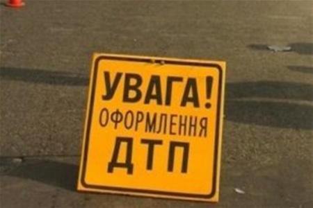 В ДТП на Антоновском мосту погиб человек, еще двое травмированы