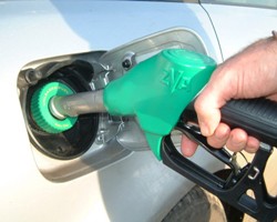 В Shell и «ЛУКОЙЛ» утверждают, что законно торгуют брендовым топливом на Херсонщине