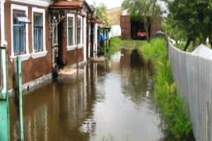 В Скадовске остаются затопленными 19 домов и 105 приусадебных участков