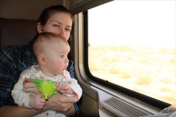 На Херсонщине проводники высадили из поезда мать с детьми из-за отсутствия документов на малышей