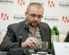 Путилов лидирует в 183-м избирательном округе - социологи