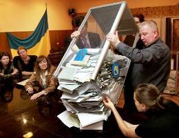 В Херсонской области на выборы пришла половина избирателей (все округи)