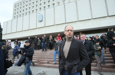 Оппозиция подала в суд на Центризбирком