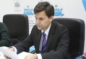 Комиссию по расследованию инцидента с ребенком в ТЦ "Адмирал" возглавил вице-мэр Черевко