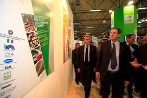 Руководство ХМЗ изучало достижения европейских сельхозмашиностроителей