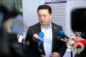Нардеп из Харькова Фельдман просит Генпрокуратуру разобраться с высказываниями нардепа Негоя