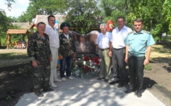 В Высокопольском районе открыт памятный знак «Пограничникам всех поколений»