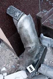 Херсонских свободовцев допросили по делу о взрыве памятника Сталину в Запорожье