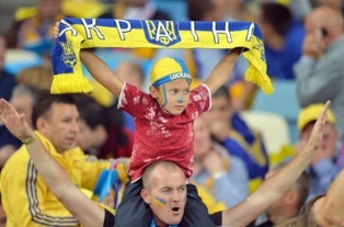 Болельщиков пустят на матч Украина - Польша