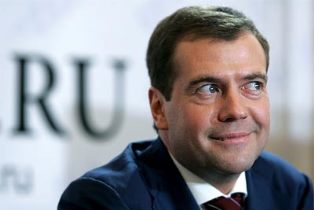 Медведев снова хочет сократить путь из Херсона в Новороссийск