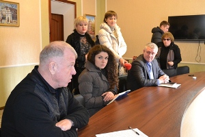 Активисты Херсонского Евромайдана просят Литвина не нарушать закон