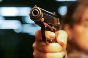 В Херсоне бойцы ГСО "разрулили разборку" с травматическими пистолетами