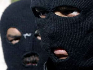 В Херсоне задержаны двое грабителей в масках