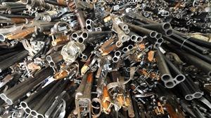 У жителя Новотроицкого дома нашли винтовку и сотню патронов