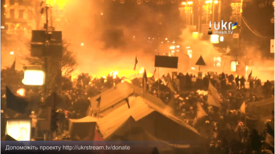 Милиция начала штурм Майдана