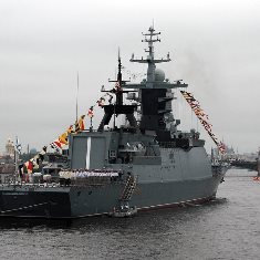 Януковича пытаются вывезти из страны на российском боевом корабле?